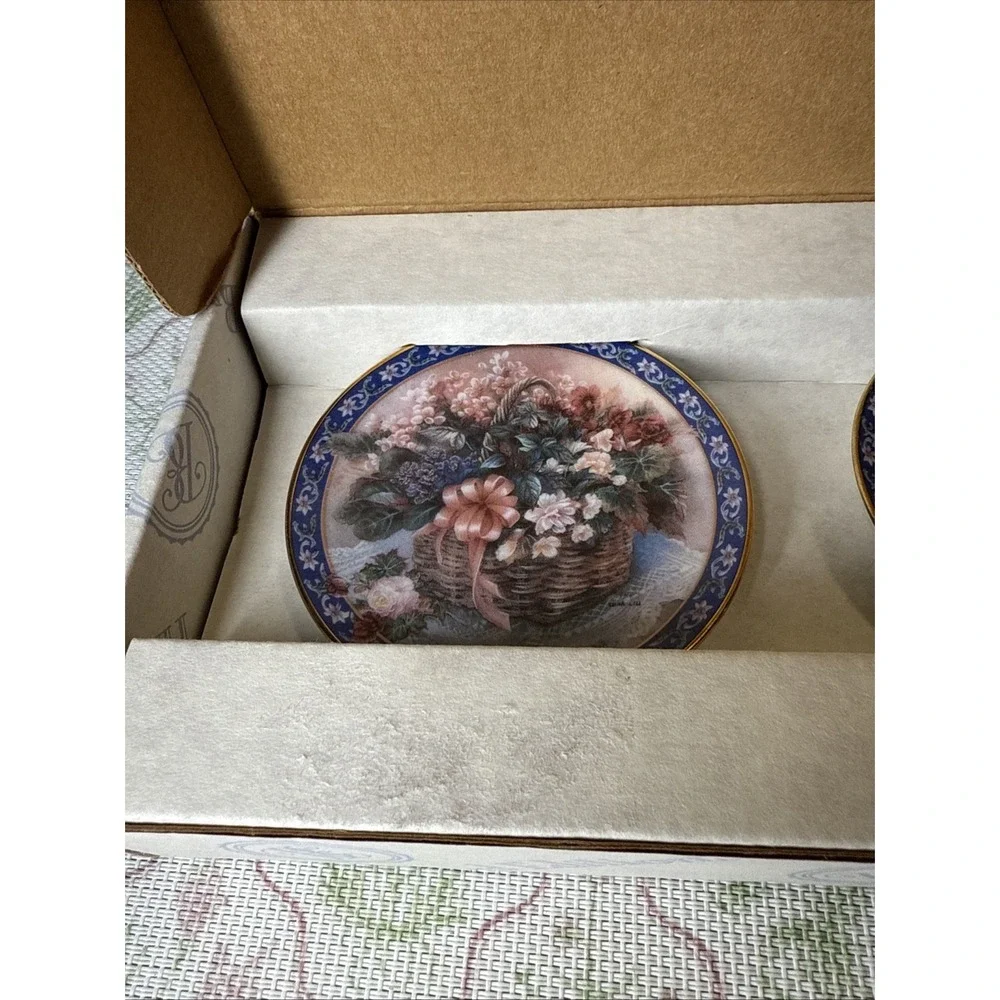 Bradford‎ E Lena Lius Roses & Begonias Miniature Plate Collection 1994